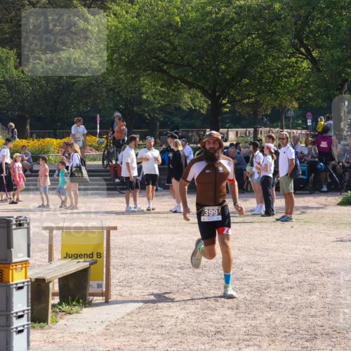 08.09.2024 - Stadtparktriathlon Luisa Fischer http://msf.ph/oto/7036922 08.09.2024 11:40:28 Ziel 399 meine-sportfotos.de