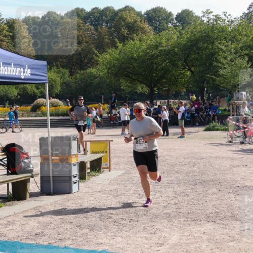 08.09.2024 - Stadtparktriathlon Luisa Fischer http://msf.ph/oto/7036930 08.09.2024 11:40:47 Ziel 345, 452 meine-sportfotos.de