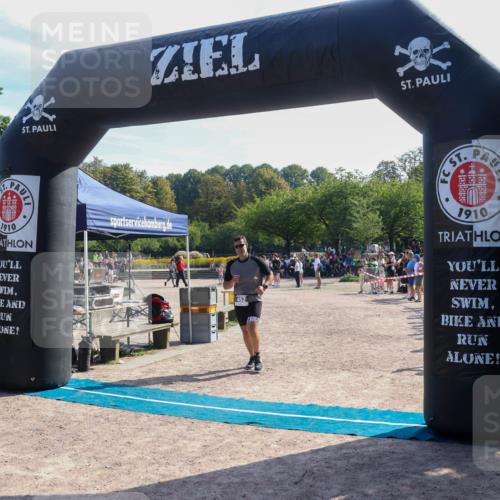 08.09.2024 - Stadtparktriathlon Luisa Fischer http://msf.ph/oto/7036939 08.09.2024 11:40:51 Ziel 345, 452 meine-sportfotos.de