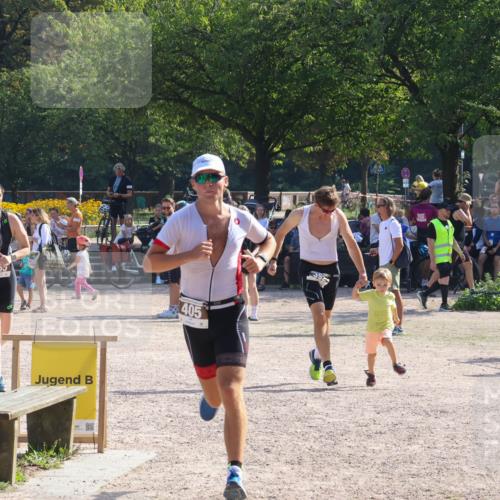 08.09.2024 - Stadtparktriathlon Luisa Fischer http://msf.ph/oto/7036946 08.09.2024 11:41:14 Ziel 265, 392, 405 meine-sportfotos.de