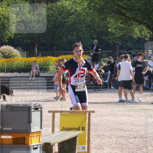 08.09.2024 - Stadtparktriathlon Luisa Fischer http://msf.ph/oto/7036966 08.09.2024 11:41:30 Ziel 448 meine-sportfotos.de