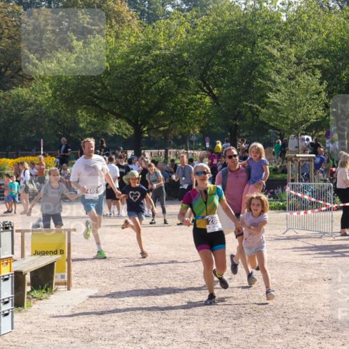 08.09.2024 - Stadtparktriathlon Luisa Fischer http://msf.ph/oto/7036992 08.09.2024 11:42:05 Ziel 285, 440 meine-sportfotos.de