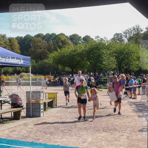 08.09.2024 - Stadtparktriathlon Luisa Fischer http://msf.ph/oto/7036996 08.09.2024 11:42:06 Ziel 285, 440 meine-sportfotos.de
