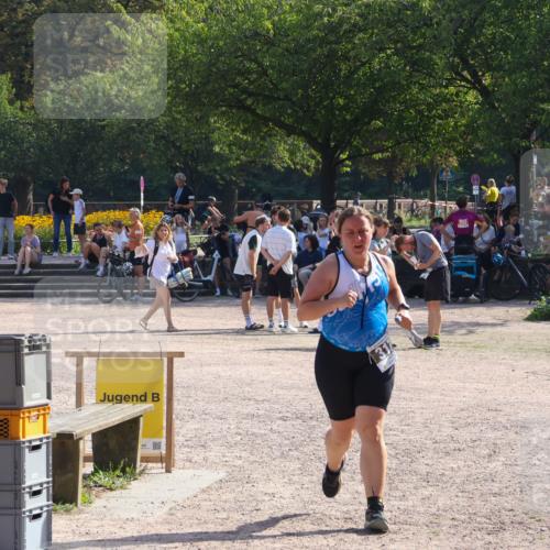 08.09.2024 - Stadtparktriathlon Luisa Fischer http://msf.ph/oto/7037011 08.09.2024 11:42:21 Ziel 317 meine-sportfotos.de