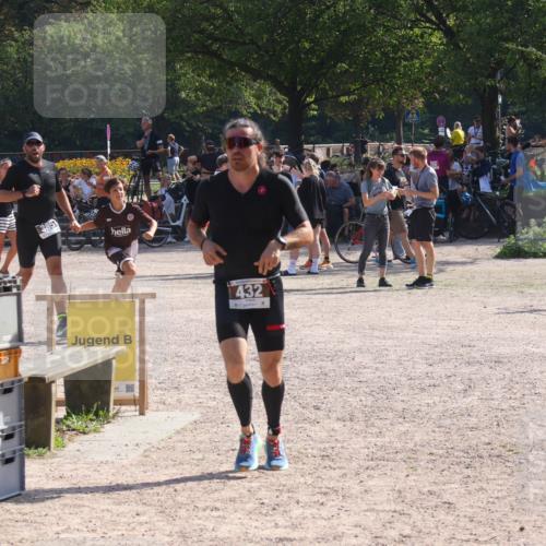 08.09.2024 - Stadtparktriathlon Luisa Fischer http://msf.ph/oto/7037027 08.09.2024 11:42:40 Ziel 360, 385, 432 meine-sportfotos.de