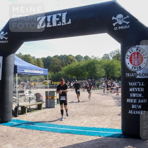 08.09.2024 - Stadtparktriathlon Luisa Fischer http://msf.ph/oto/7037028 08.09.2024 11:42:41 Ziel 360, 385, 432 meine-sportfotos.de