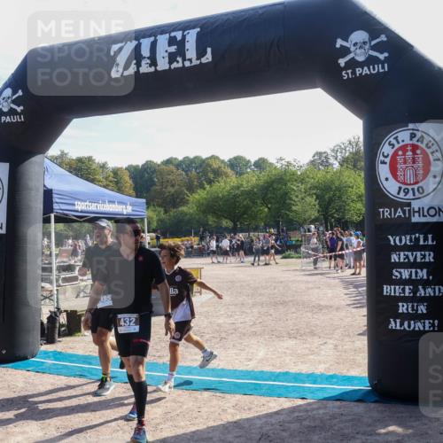 08.09.2024 - Stadtparktriathlon Luisa Fischer http://msf.ph/oto/7037033 08.09.2024 11:42:44 Ziel 385, 432 meine-sportfotos.de
