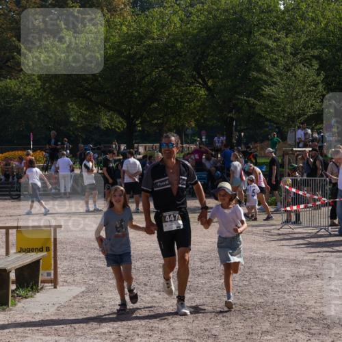 08.09.2024 - Stadtparktriathlon Luisa Fischer http://msf.ph/oto/7037051 08.09.2024 11:44:00 Ziel 447 meine-sportfotos.de