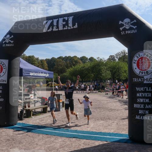 08.09.2024 - Stadtparktriathlon Luisa Fischer http://msf.ph/oto/7037057 08.09.2024 11:44:02 Ziel 447 meine-sportfotos.de