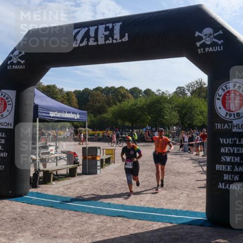 08.09.2024 - Stadtparktriathlon Luisa Fischer http://msf.ph/oto/7037072 08.09.2024 11:44:22 Ziel 329, 347, 356 meine-sportfotos.de