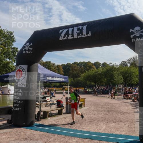 08.09.2024 - Stadtparktriathlon Luisa Fischer http://msf.ph/oto/7037095 08.09.2024 11:45:47 Ziel 364 meine-sportfotos.de