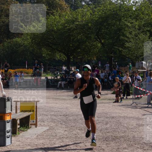 08.09.2024 - Stadtparktriathlon Luisa Fischer http://msf.ph/oto/7037103 08.09.2024 11:46:11 Ziel 417 meine-sportfotos.de