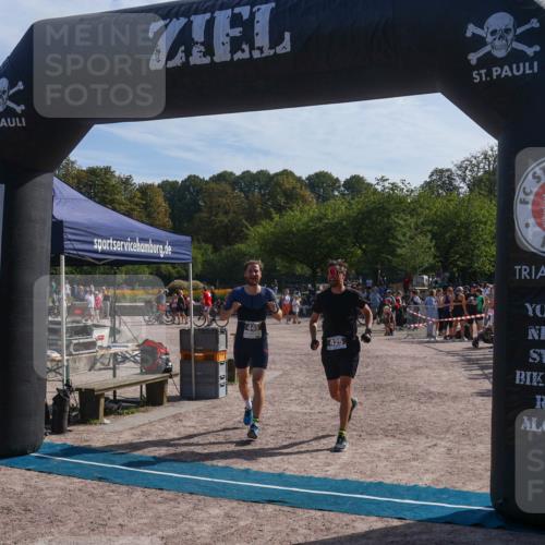 08.09.2024 - Stadtparktriathlon Luisa Fischer http://msf.ph/oto/7037135 08.09.2024 11:46:50 Ziel 425, 445 meine-sportfotos.de