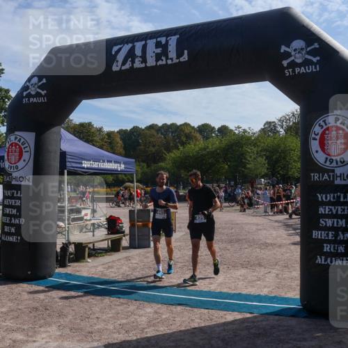 08.09.2024 - Stadtparktriathlon Luisa Fischer http://msf.ph/oto/7037136 08.09.2024 11:46:50 Ziel 425, 445 meine-sportfotos.de