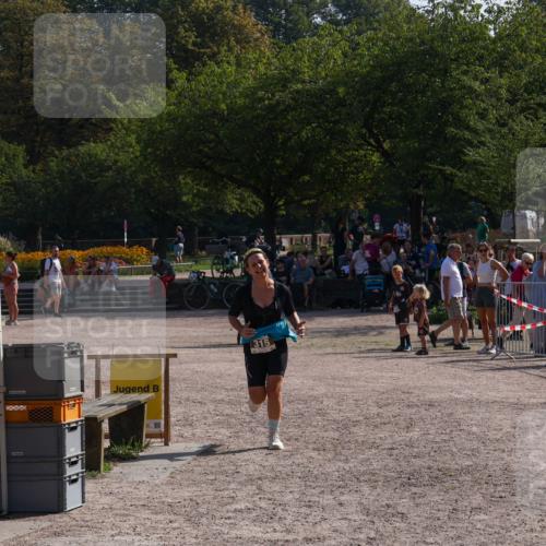 08.09.2024 - Stadtparktriathlon Luisa Fischer http://msf.ph/oto/7037151 08.09.2024 11:47:04 Ziel 315, 375, 444, 471 meine-sportfotos.de