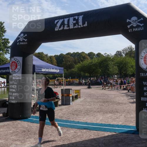 08.09.2024 - Stadtparktriathlon Luisa Fischer http://msf.ph/oto/7037161 08.09.2024 11:47:07 Ziel 315, 375, 471 meine-sportfotos.de