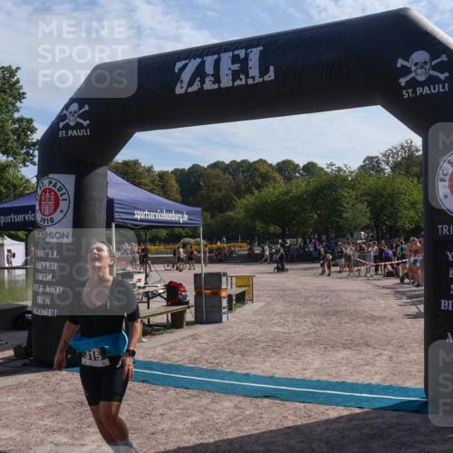 08.09.2024 - Stadtparktriathlon Luisa Fischer http://msf.ph/oto/7037162 08.09.2024 11:47:07 Ziel 315, 375, 471 meine-sportfotos.de