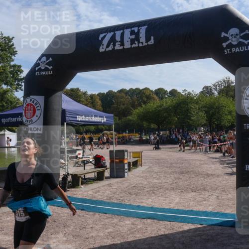 08.09.2024 - Stadtparktriathlon Luisa Fischer http://msf.ph/oto/7037163 08.09.2024 11:47:07 Ziel 315, 375, 471 meine-sportfotos.de