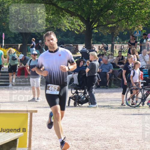 08.09.2024 - Stadtparktriathlon Luisa Fischer http://msf.ph/oto/7037168 08.09.2024 11:47:54 Ziel 462 meine-sportfotos.de