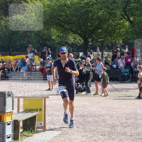 08.09.2024 - Stadtparktriathlon Luisa Fischer http://msf.ph/oto/7037176 08.09.2024 11:48:19 Ziel 549 meine-sportfotos.de