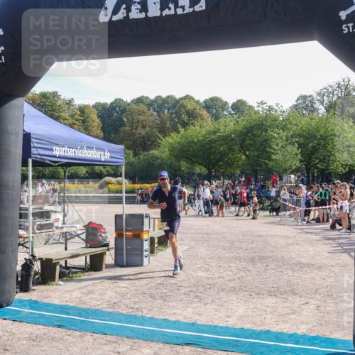 08.09.2024 - Stadtparktriathlon Luisa Fischer http://msf.ph/oto/7037179 08.09.2024 11:48:21 Ziel 549 meine-sportfotos.de