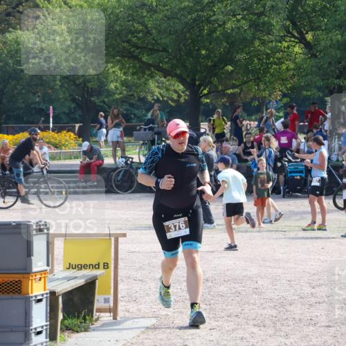 08.09.2024 - Stadtparktriathlon Luisa Fischer http://msf.ph/oto/7037185 08.09.2024 11:48:52 Ziel 376, 551 meine-sportfotos.de