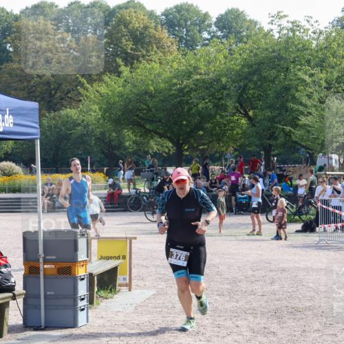 08.09.2024 - Stadtparktriathlon Luisa Fischer http://msf.ph/oto/7037190 08.09.2024 11:48:53 Ziel 376, 551 meine-sportfotos.de