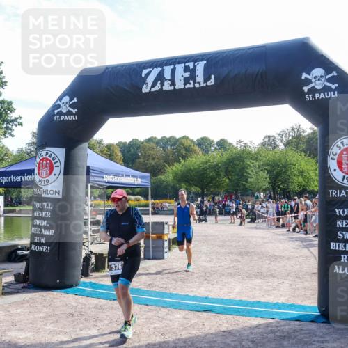 08.09.2024 - Stadtparktriathlon Luisa Fischer http://msf.ph/oto/7037199 08.09.2024 11:48:55 Ziel 376, 551 meine-sportfotos.de