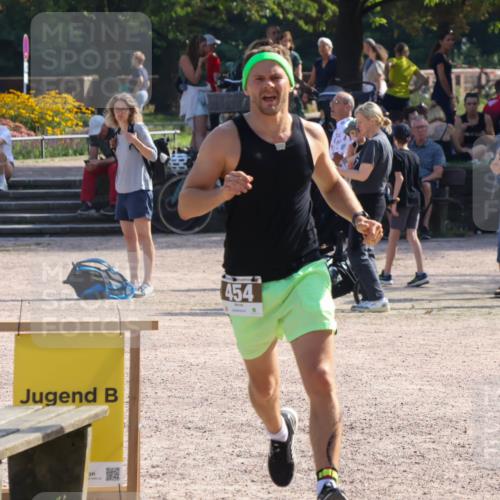 08.09.2024 - Stadtparktriathlon Luisa Fischer http://msf.ph/oto/7037218 08.09.2024 11:49:21 Ziel 454 meine-sportfotos.de