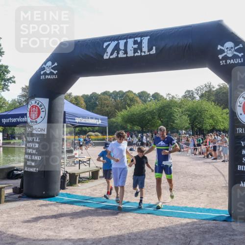 08.09.2024 - Stadtparktriathlon Luisa Fischer http://msf.ph/oto/7037241 08.09.2024 11:50:41 Ziel 535, 552 meine-sportfotos.de