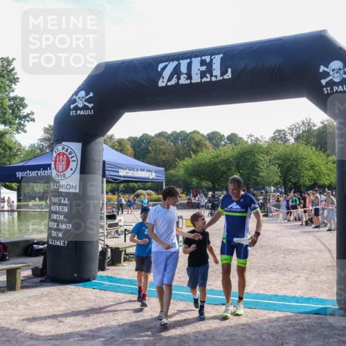 08.09.2024 - Stadtparktriathlon Luisa Fischer http://msf.ph/oto/7037244 08.09.2024 11:50:42 Ziel 535, 552 meine-sportfotos.de