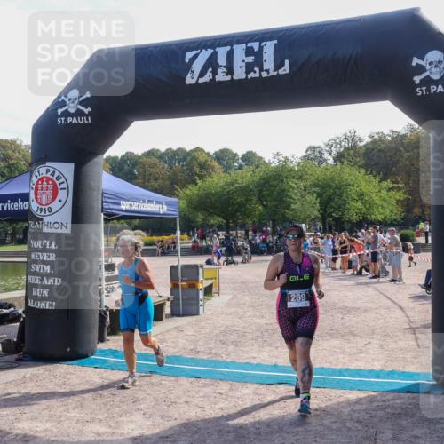 08.09.2024 - Stadtparktriathlon Luisa Fischer http://msf.ph/oto/7037257 08.09.2024 11:50:54 Ziel 276, 289 meine-sportfotos.de