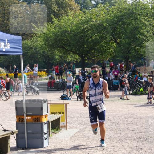 08.09.2024 - Stadtparktriathlon Luisa Fischer http://msf.ph/oto/7037265 08.09.2024 11:51:10 Ziel 558 meine-sportfotos.de