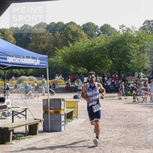 08.09.2024 - Stadtparktriathlon Luisa Fischer http://msf.ph/oto/7037267 08.09.2024 11:51:10 Ziel 558 meine-sportfotos.de