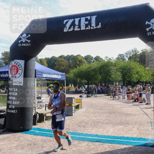 08.09.2024 - Stadtparktriathlon Luisa Fischer http://msf.ph/oto/7037269 08.09.2024 11:51:11 Ziel 558 meine-sportfotos.de