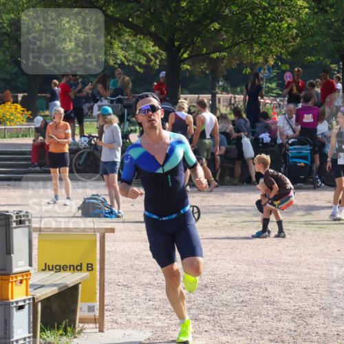 08.09.2024 - Stadtparktriathlon Luisa Fischer http://msf.ph/oto/7037288 08.09.2024 11:51:38 Ziel 550, 821 meine-sportfotos.de