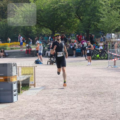 08.09.2024 - Stadtparktriathlon Luisa Fischer http://msf.ph/oto/7037343 08.09.2024 11:53:56 Ziel 479 meine-sportfotos.de