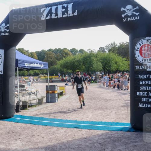08.09.2024 - Stadtparktriathlon Luisa Fischer http://msf.ph/oto/7037347 08.09.2024 11:53:58 Ziel 479, 557 meine-sportfotos.de