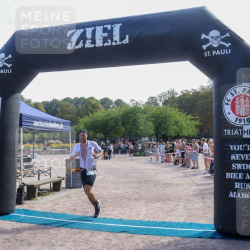 08.09.2024 - Stadtparktriathlon Luisa Fischer http://msf.ph/oto/7037357 08.09.2024 11:54:03 Ziel 479, 557 meine-sportfotos.de