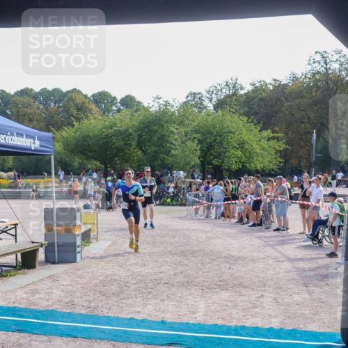 08.09.2024 - Stadtparktriathlon Luisa Fischer http://msf.ph/oto/7037361 08.09.2024 11:54:30 Ziel 369, 493 meine-sportfotos.de