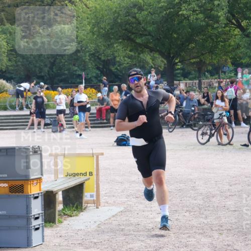 08.09.2024 - Stadtparktriathlon Luisa Fischer http://msf.ph/oto/7037388 08.09.2024 11:58:04 Ziel 546 meine-sportfotos.de