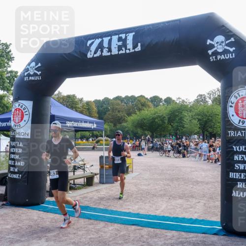 08.09.2024 - Stadtparktriathlon Luisa Fischer http://msf.ph/oto/7037410 08.09.2024 11:58:12 Ziel 473, 483, 546 meine-sportfotos.de