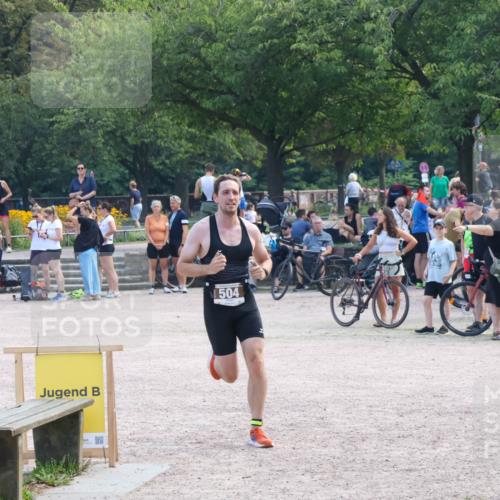 08.09.2024 - Stadtparktriathlon Luisa Fischer http://msf.ph/oto/7037414 08.09.2024 11:58:45 Ziel 504 meine-sportfotos.de