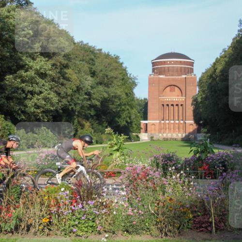 08.09.2024 - Stadtparktriathlon Zöllner http://msf.ph/oto/7037928 08.09.2024 08:51:13 Radfahren 33, 71, 80, 83 meine-sportfotos.de
