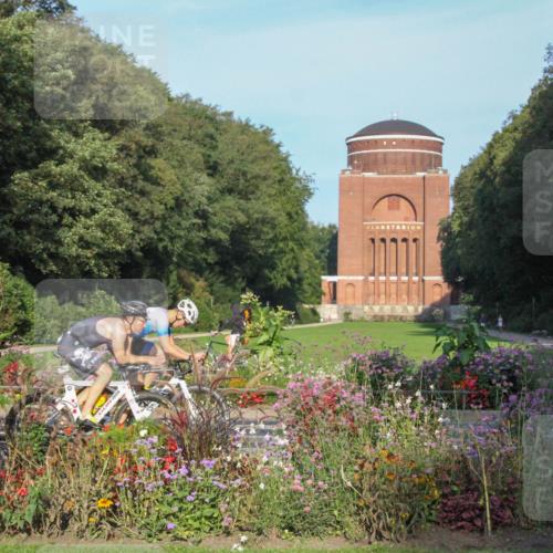 08.09.2024 - Stadtparktriathlon Zöllner http://msf.ph/oto/7037939 08.09.2024 08:51:28 Radfahren 25, 26, 89 meine-sportfotos.de
