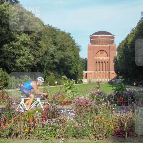 08.09.2024 - Stadtparktriathlon Zöllner http://msf.ph/oto/7038007 08.09.2024 08:53:12 Radfahren 24, 30, 46, 82 meine-sportfotos.de