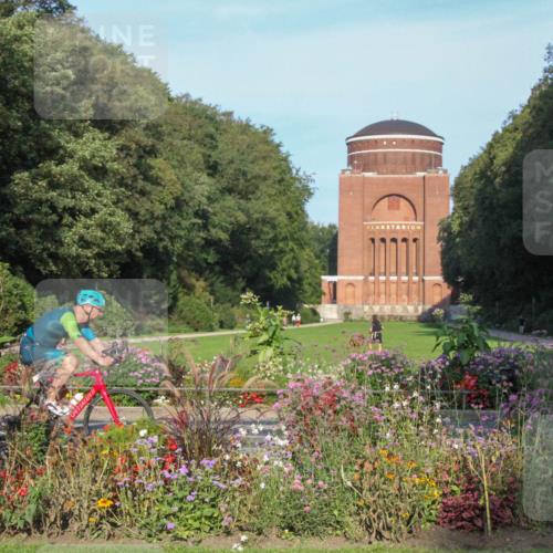 08.09.2024 - Stadtparktriathlon Zöllner http://msf.ph/oto/7038019 08.09.2024 08:53:24 Radfahren 58, 60, 67 meine-sportfotos.de
