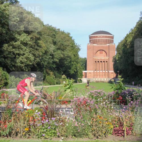 08.09.2024 - Stadtparktriathlon Zöllner http://msf.ph/oto/7038058 08.09.2024 08:55:53 Radfahren 2 meine-sportfotos.de