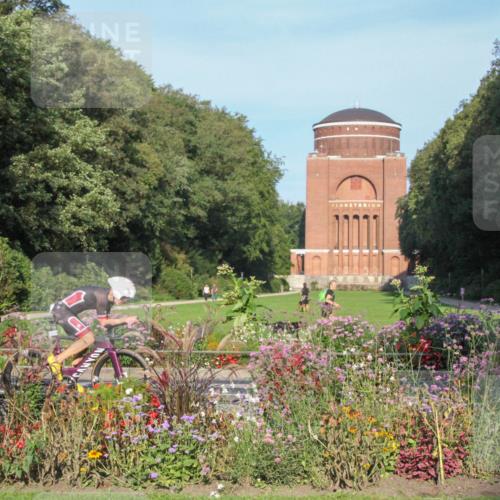 08.09.2024 - Stadtparktriathlon Zöllner http://msf.ph/oto/7038066 08.09.2024 08:56:04 Radfahren 1, 5, 19, 49, 59, 86 meine-sportfotos.de