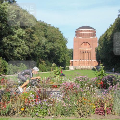 08.09.2024 - Stadtparktriathlon Zöllner http://msf.ph/oto/7038111 08.09.2024 08:57:28 Radfahren 80 meine-sportfotos.de
